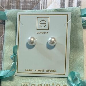10mm Classic Pearl Earrings (NWT)